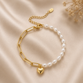 Pulsera de plata bañada en oro con perlas naturales